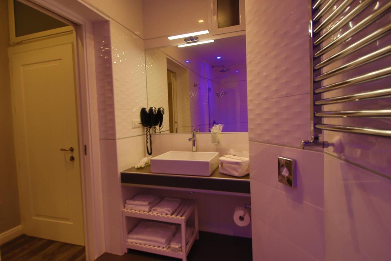 Millina Suites In Navona Roma Dış mekan fotoğraf