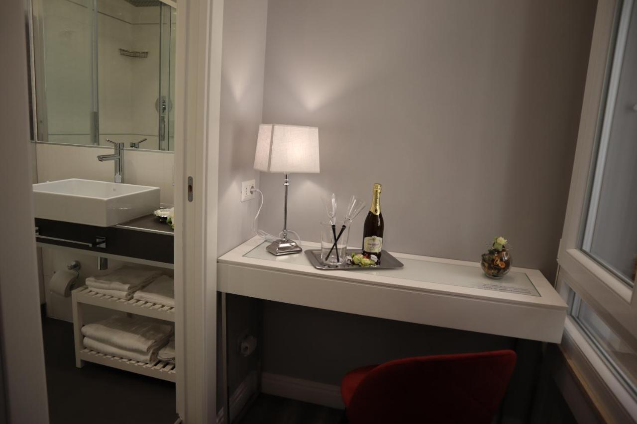 Millina Suites In Navona Roma Dış mekan fotoğraf