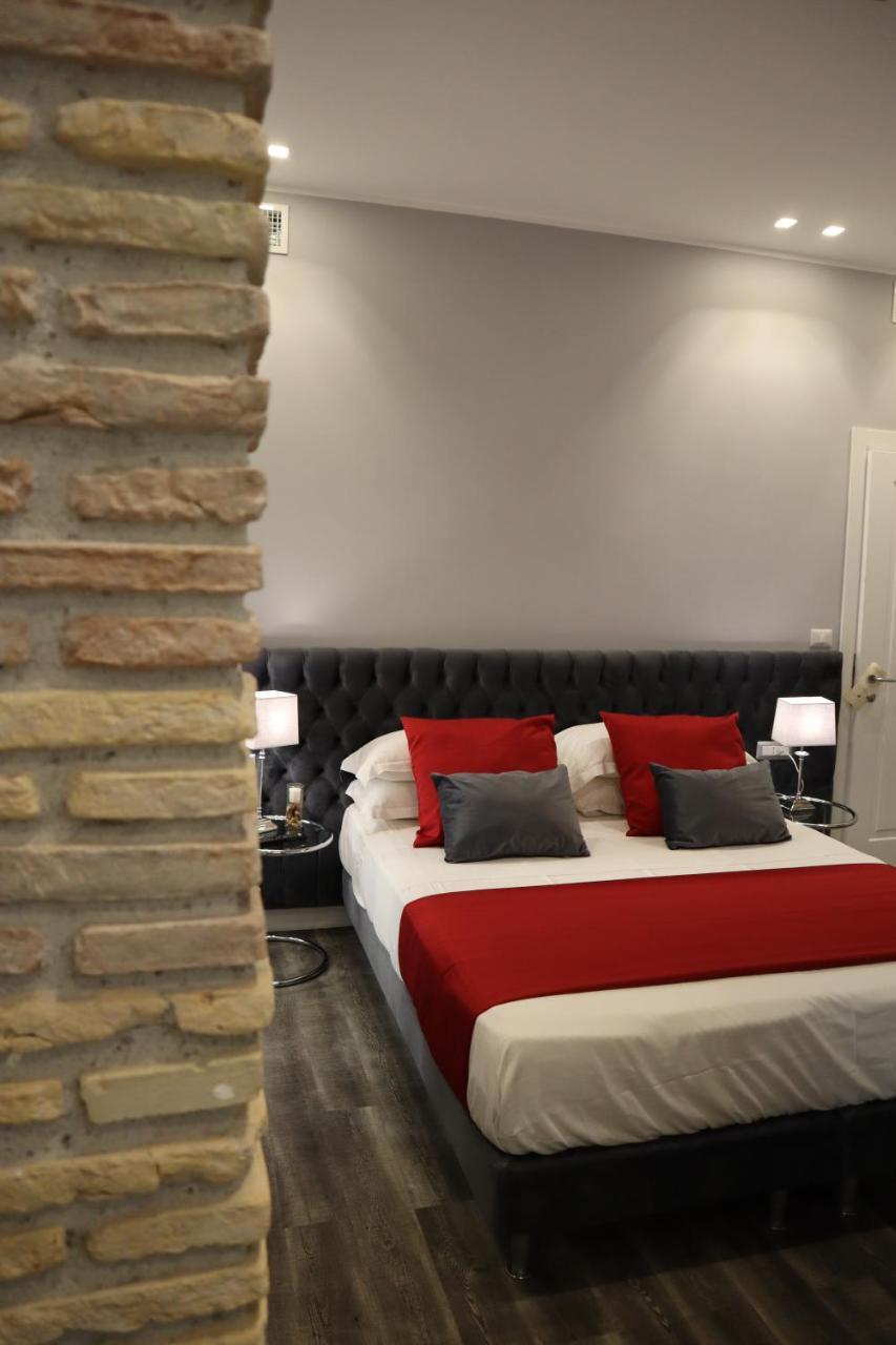 Millina Suites In Navona Roma Dış mekan fotoğraf