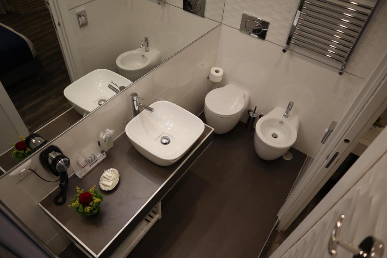 Millina Suites In Navona Roma Dış mekan fotoğraf
